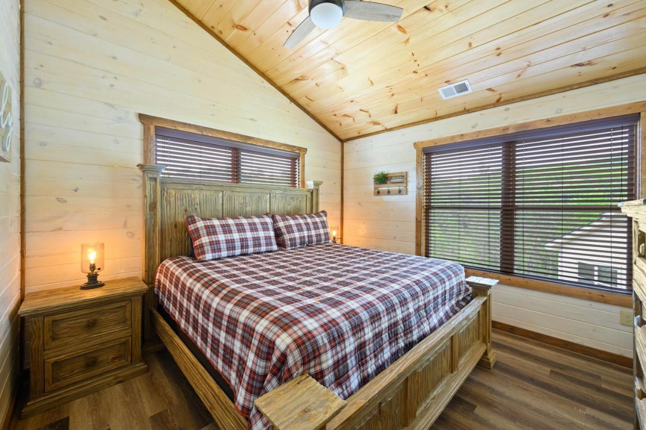 Osprey Nest Cottage Modern New Cabin Пиджен Фордж Екстериор снимка