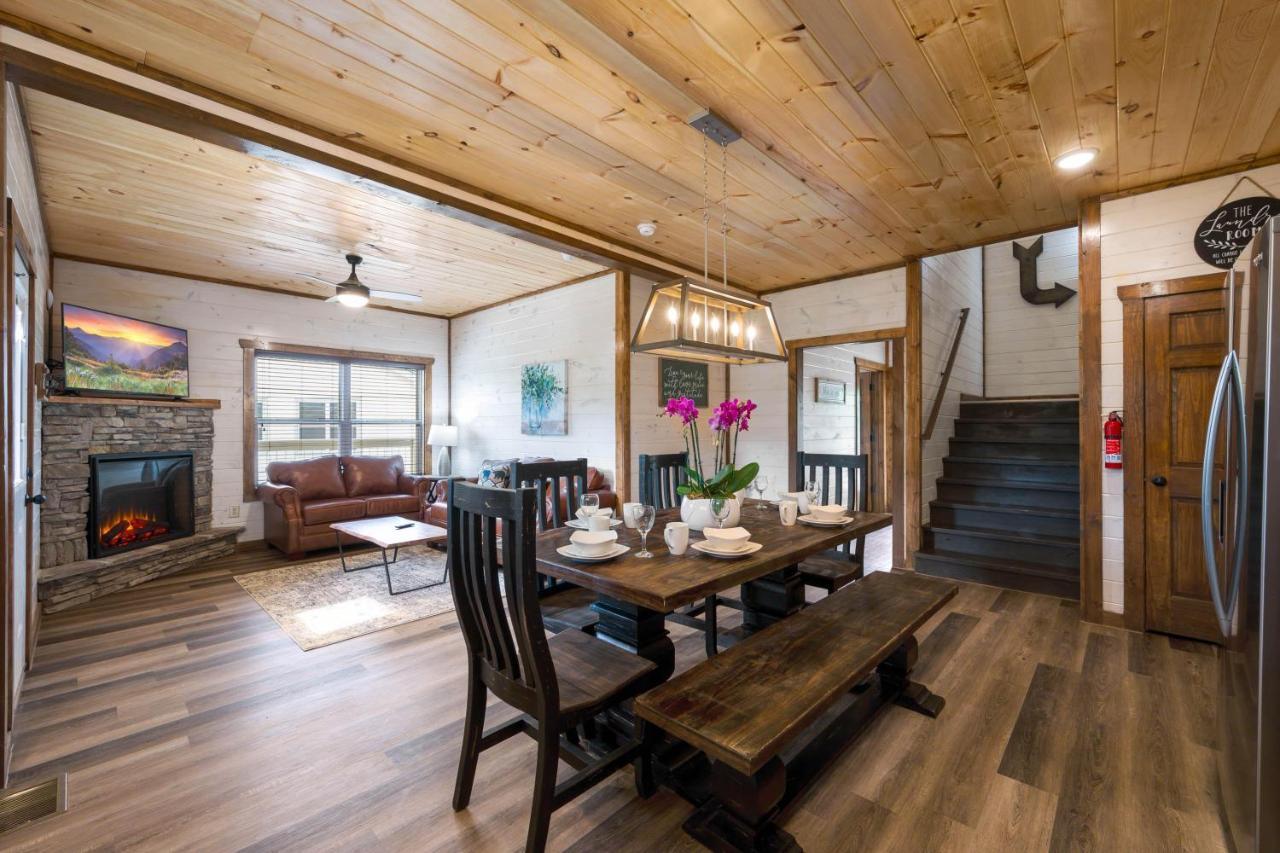Osprey Nest Cottage Modern New Cabin Пиджен Фордж Екстериор снимка